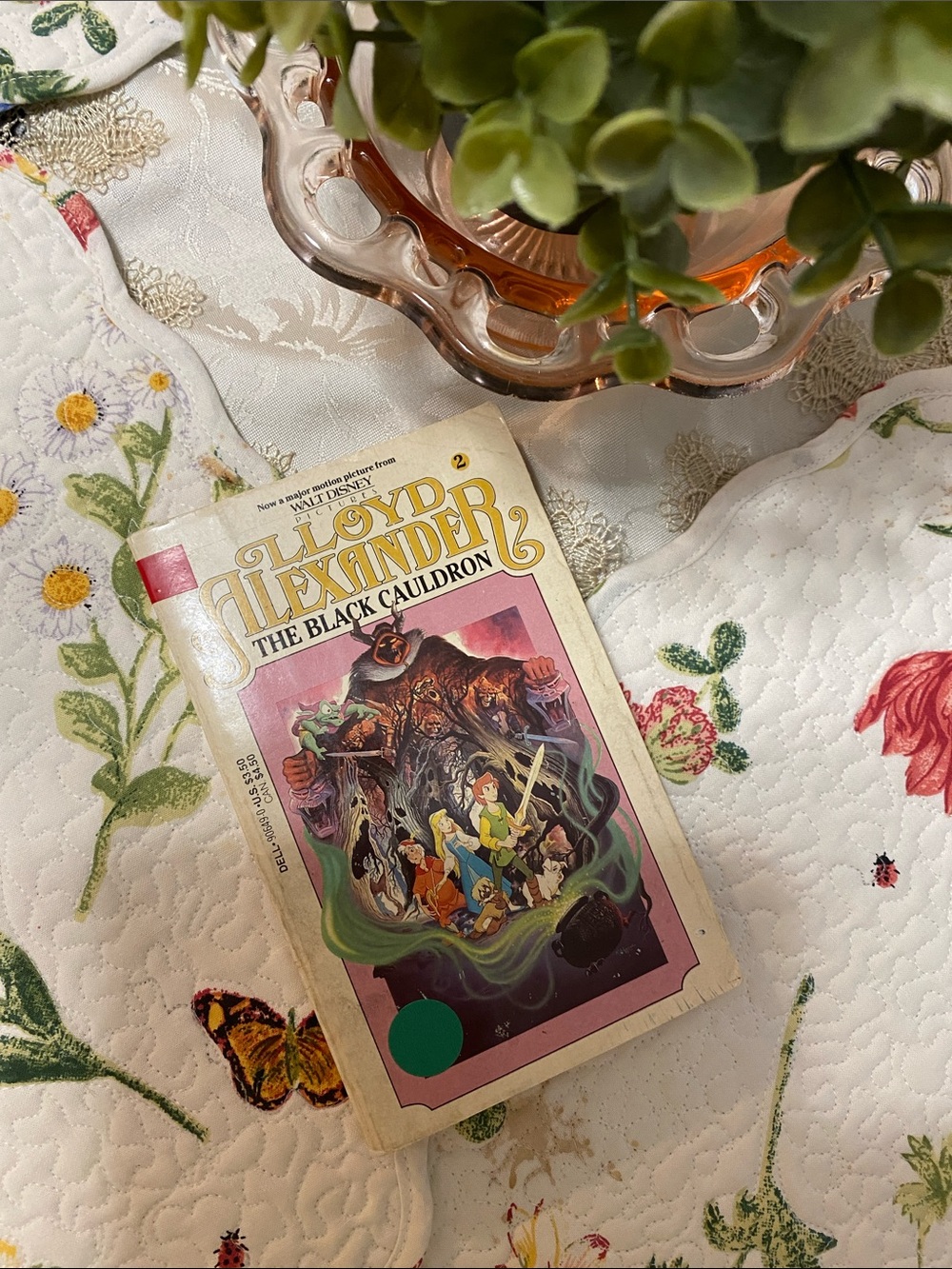 Vintage 1989 Walt Disney The Black Cauldron mass market paperback